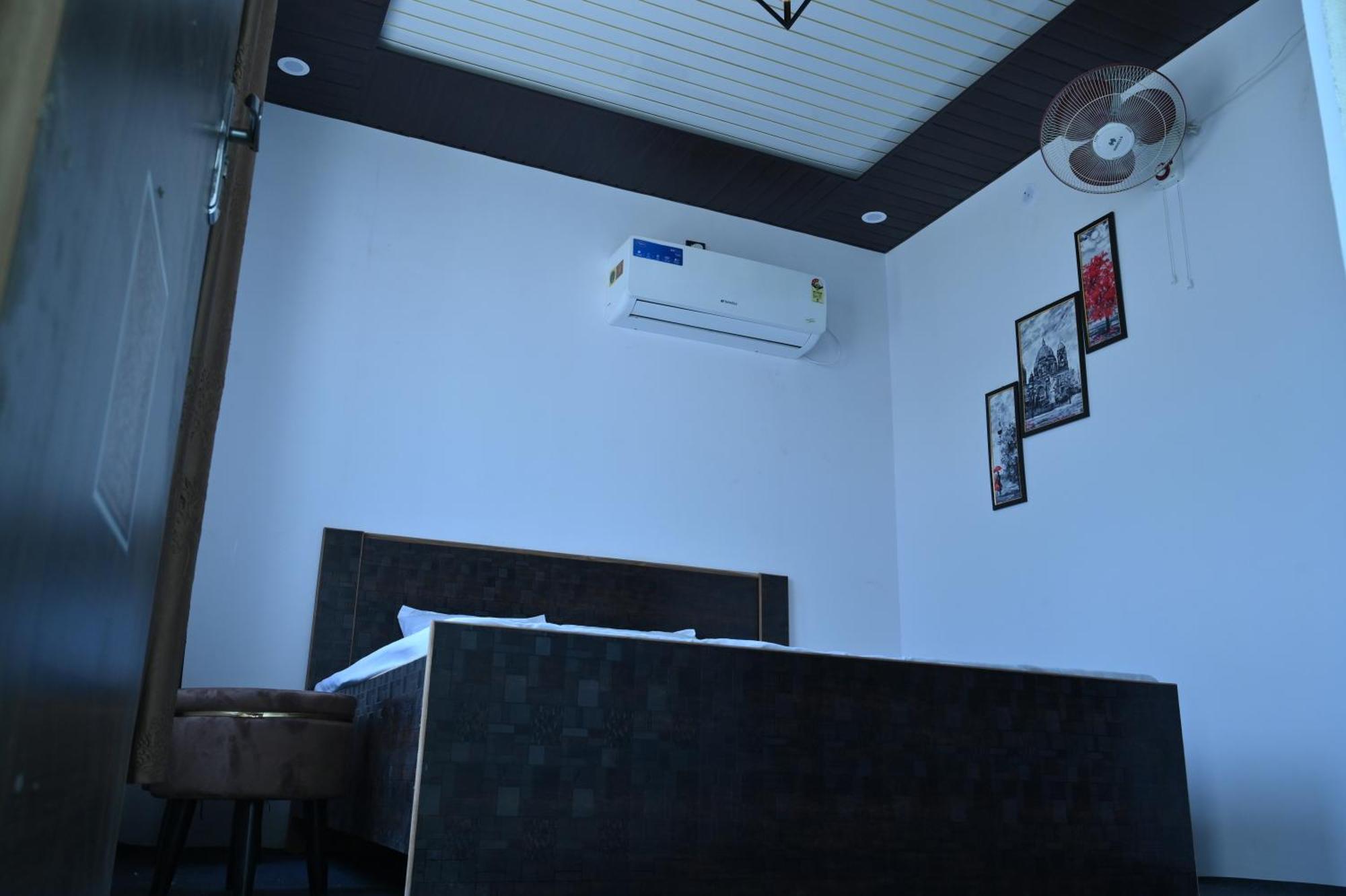 Privyrooms Gorakhpur Zewnętrze zdjęcie