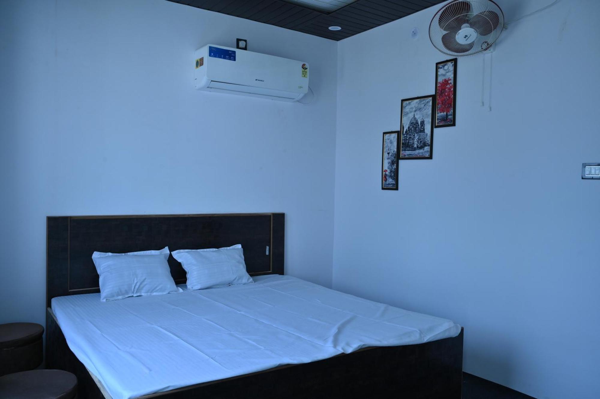 Privyrooms Gorakhpur Zewnętrze zdjęcie