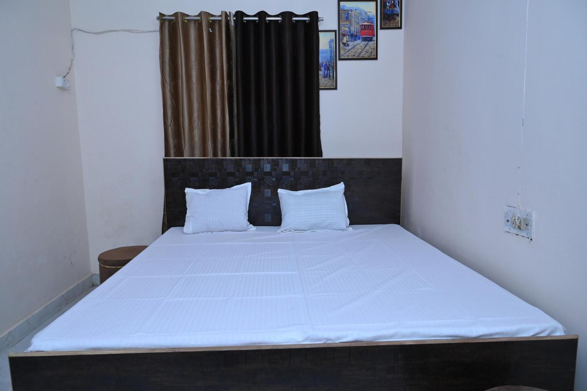Privyrooms Gorakhpur Zewnętrze zdjęcie
