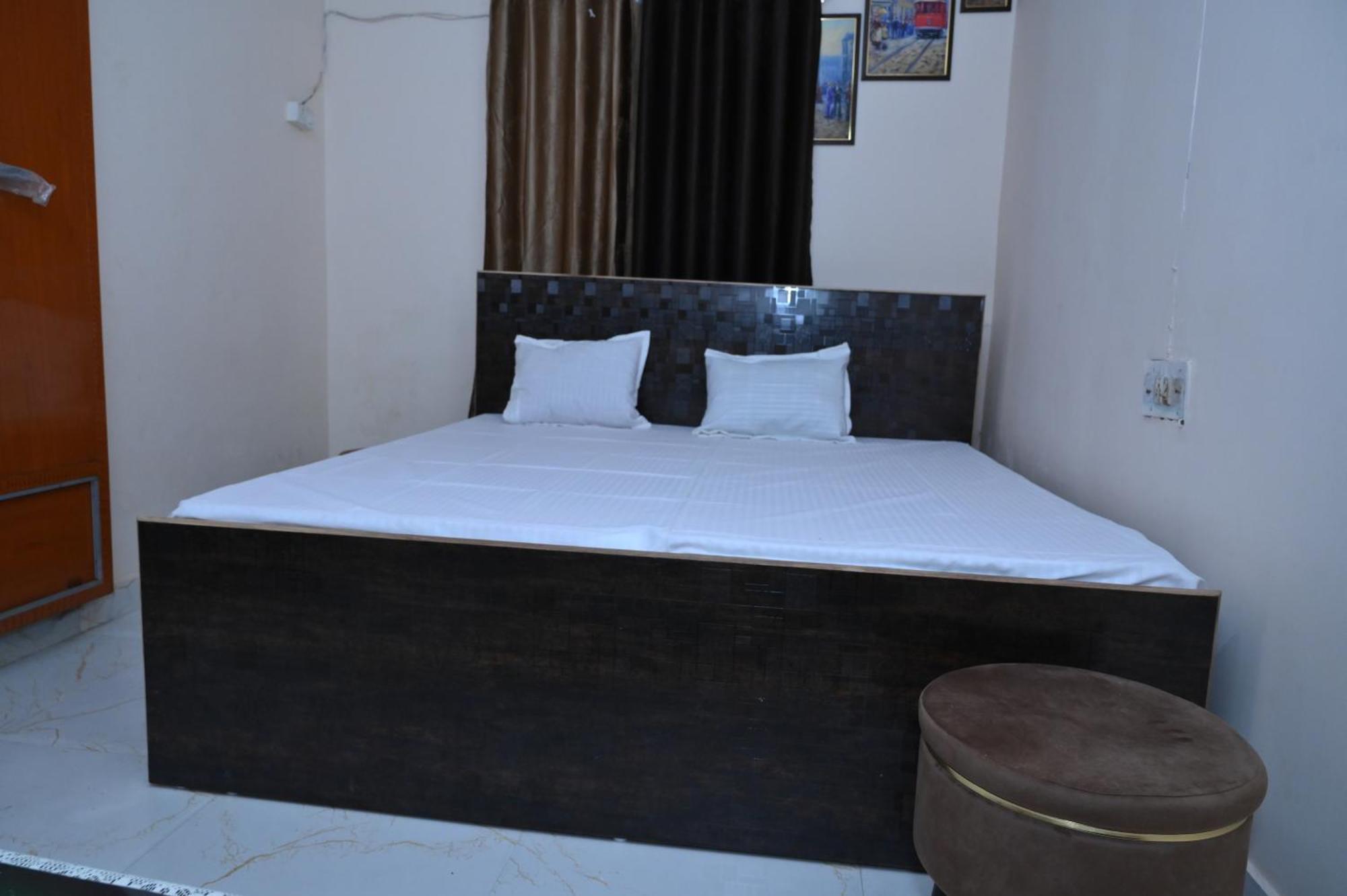 Privyrooms Gorakhpur Zewnętrze zdjęcie